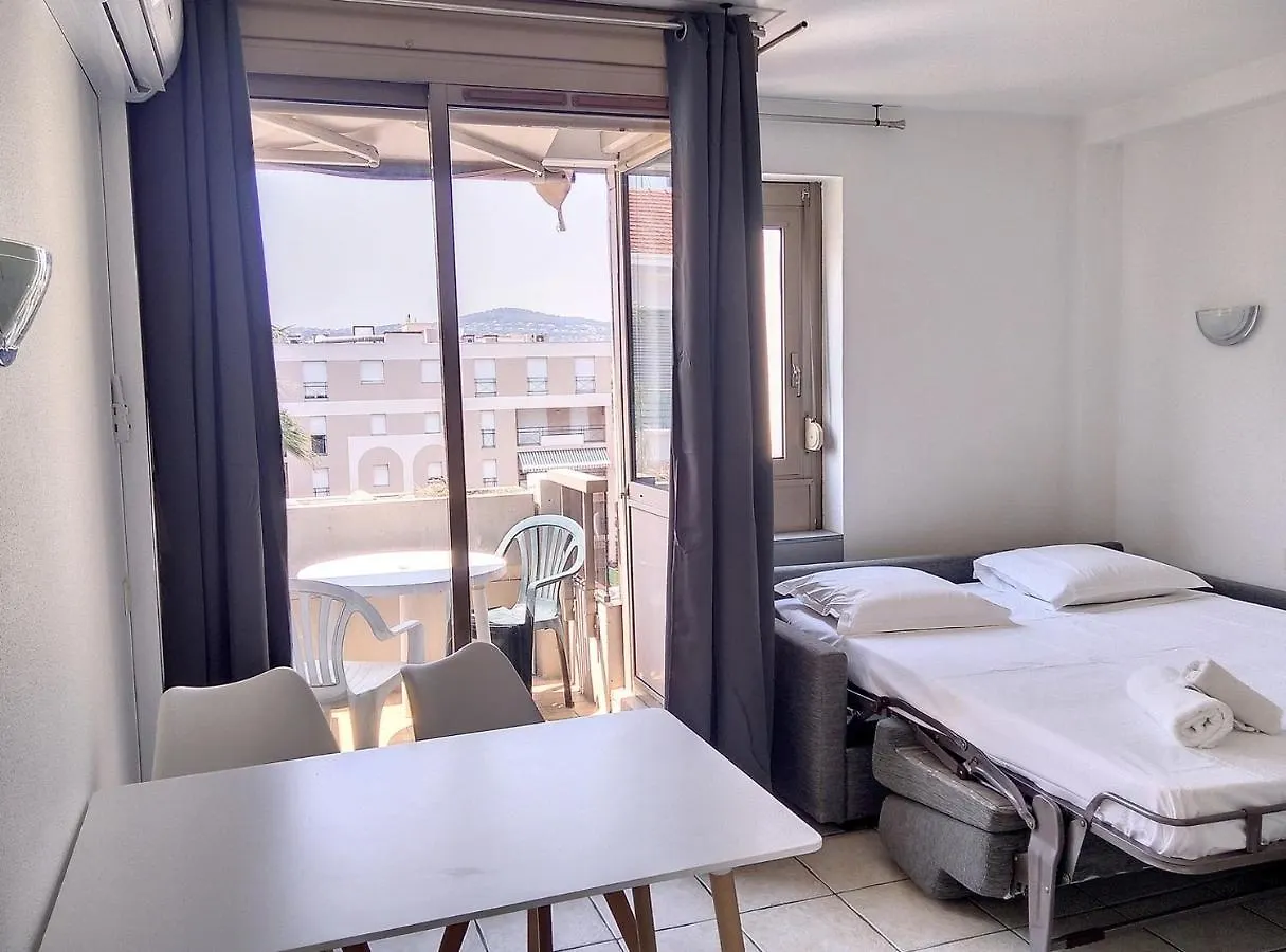 아파트 Residence Graziella Studio 504 주앙레핑 프랑스